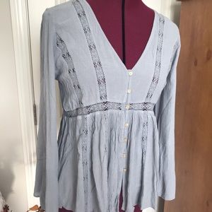 American Eagle blue/grey top